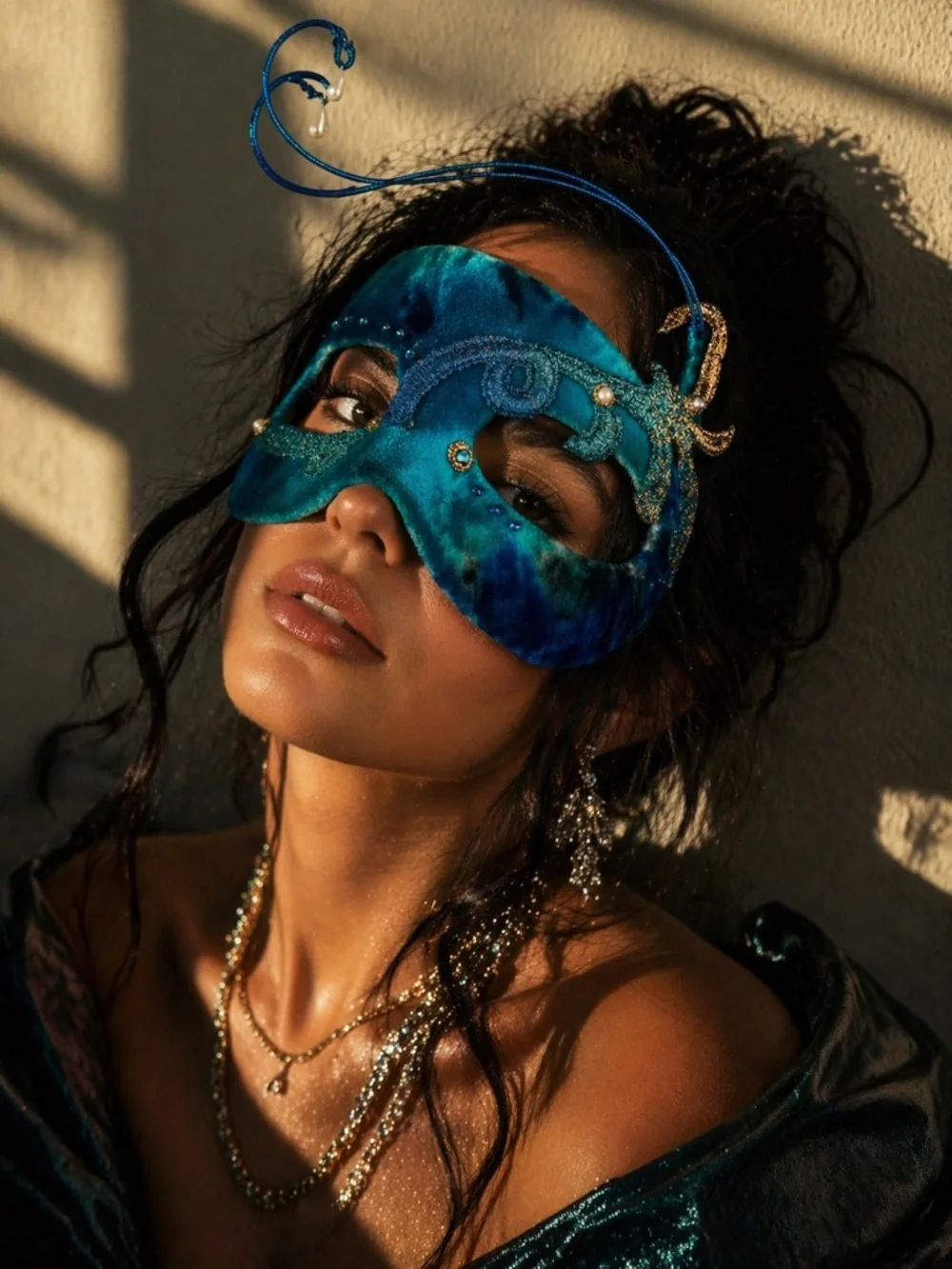 NWT Cirque du Soleil Vintage Blue Velvet Masquerade Mask Artisan Handcrafted